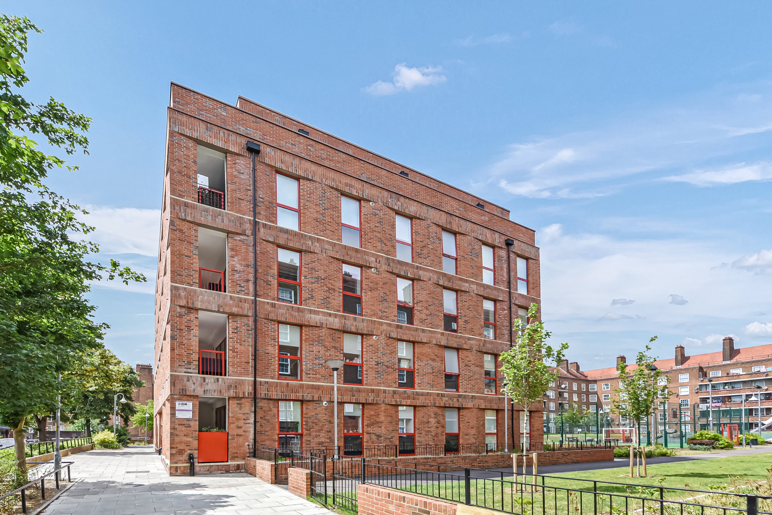 <span>1</span> / <span class="totol">5</span>